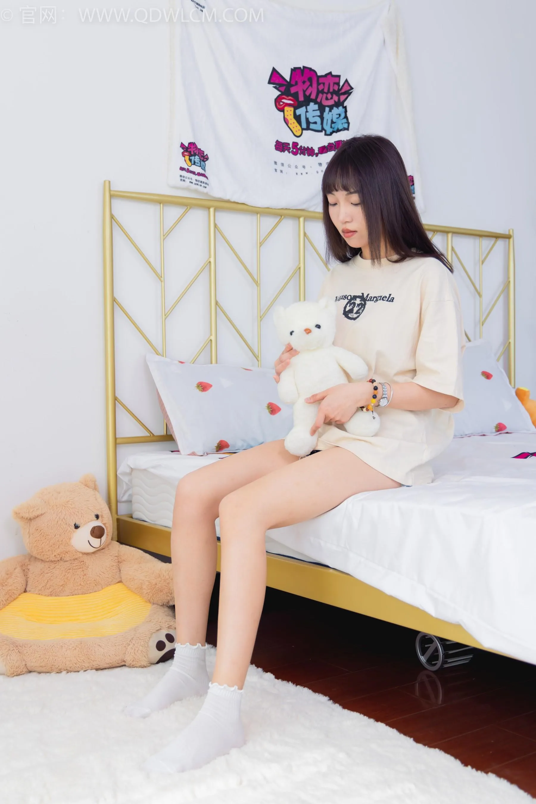 物恋传媒 NO.1506 琪琪-冷月光 [151P]插图2